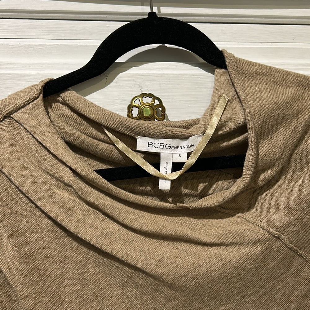 Bcbgeneration Super Soft And Comfy Asymmetrical S… - image 2